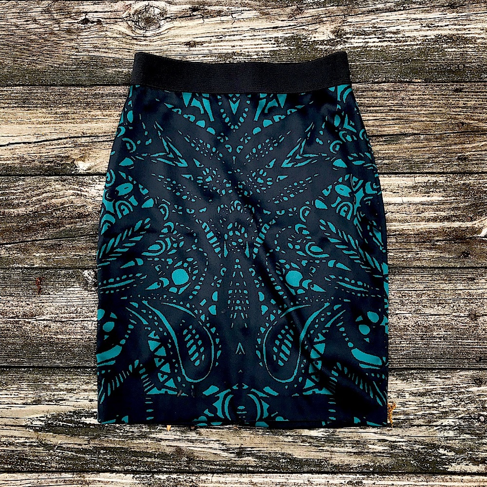 EXPRESS Printed Pencil Skirt